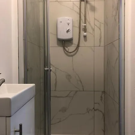 Studio In Bolton Town, Short Stay Studio 2 Экстерьер фото
