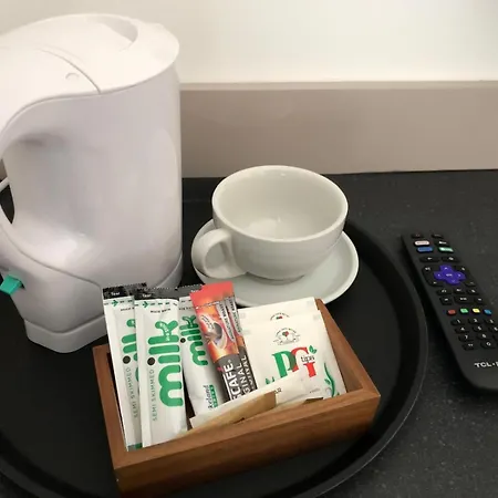 Studio In Bolton Town, Short Stay Studio 2 Экстерьер фото