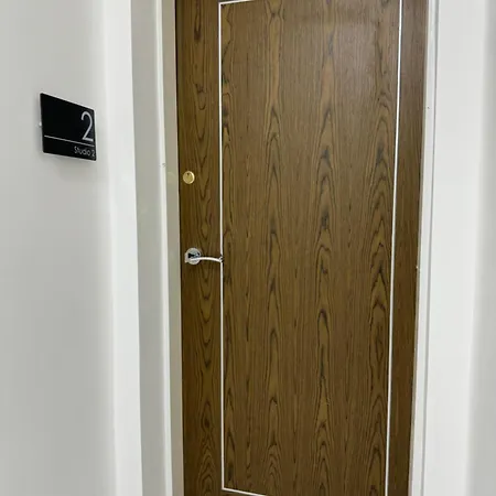 Studio In Bolton Town, Short Stay Studio 2 Экстерьер фото