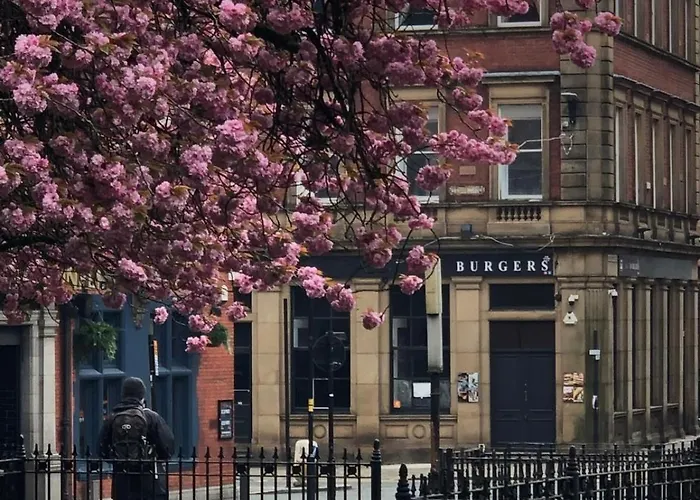 Studio In Bolton Town, Short Stay Studio 2
